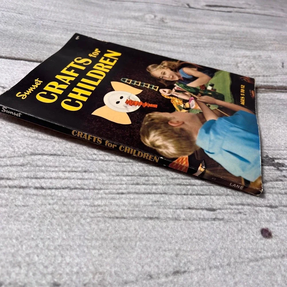 Sunset Crafts‎ for Children Book Ages 5 to 12 Creative Activities Projects